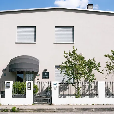 Volta Hotel 3*