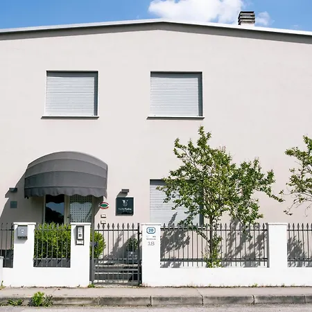 Volta Hotel 3*