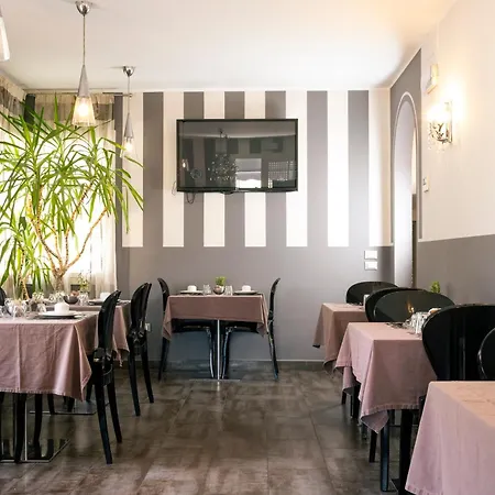 Volta Hotel 3*